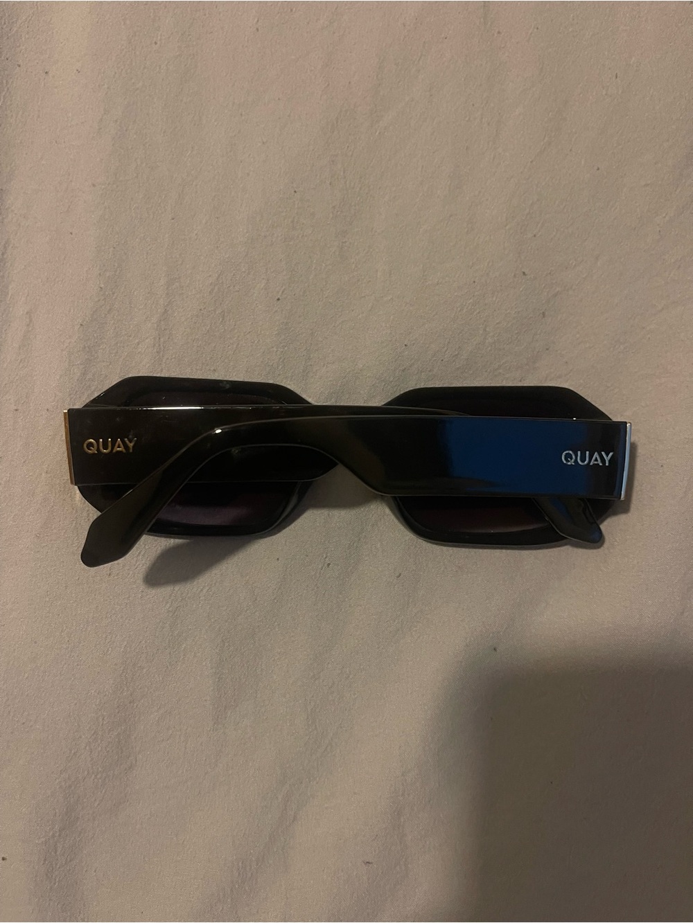 Quay sunglasses perfect condition